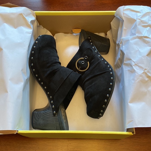 Dansko suede mules. Size 39 - Picture 11 of 11